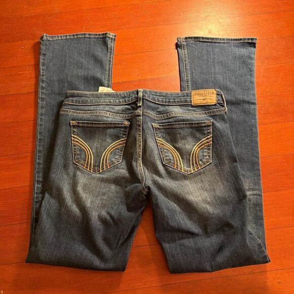 Hollister Women's Y2K Low Rise Flared Bootcut Blue Jeans Size 7R - Picture 1 of 5